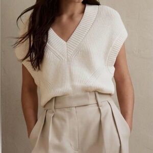 Banana Republic Women’s Oversized Cotton Snow Day Sweater Vest